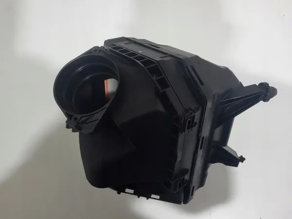 Audi A5 B10 Luftfiltergehäuse OEM 8B3133838C image 7