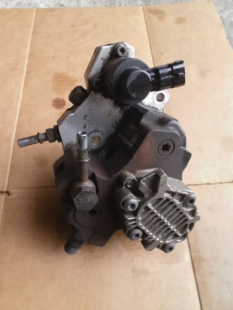 Bomba de combustível Renault Opel 2.0 DCI image 3