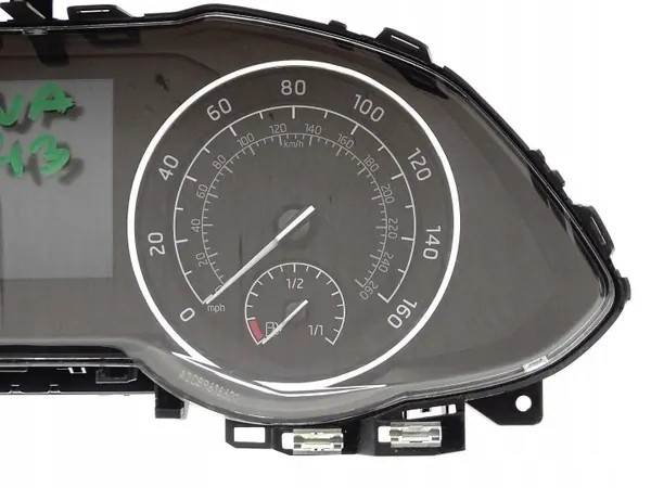 Skoda Tachometer OEM 3V0920941 für Superb 2.0 TDI image 4