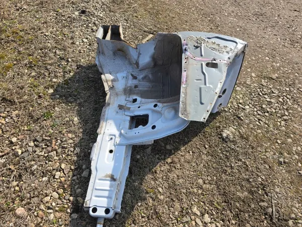Mercedes-Benz VITO W447 Etu oikea neljännespaneeli image 3