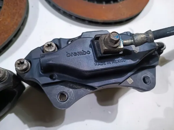 OEM 2504073 Étriers & Disques Frein pour Camaro SS image 7