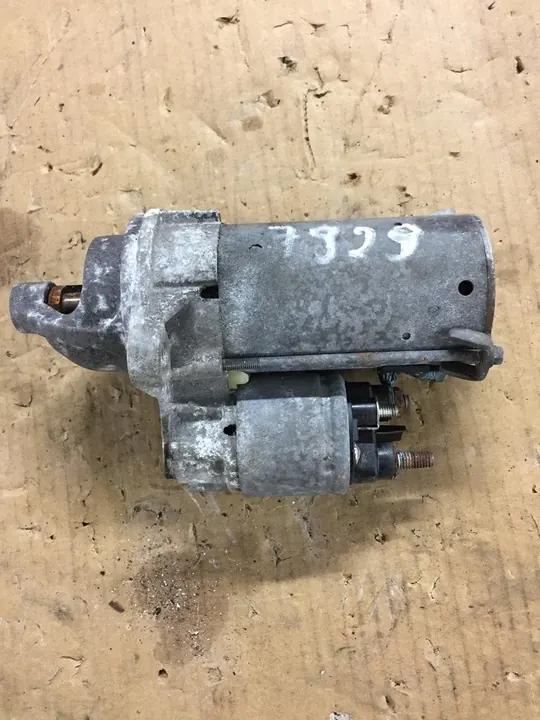 Arrancador VOLVO C30 8V21-11000-BC image 3