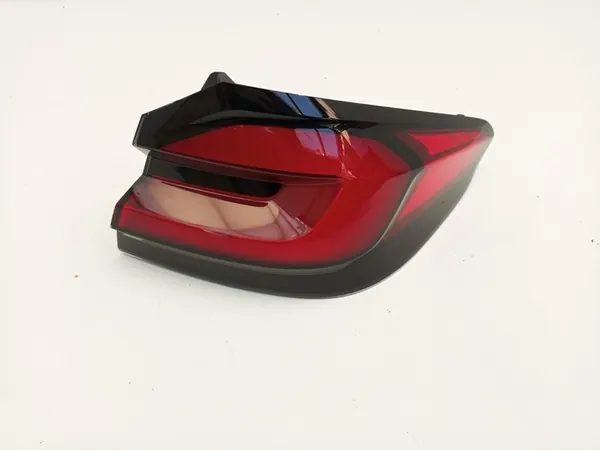 BMW 5 G30 LCI LIFT 2020- Luz Trasera Derecha 63215A711B2 image 3