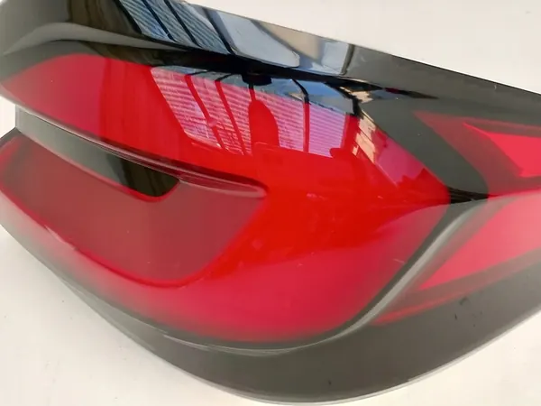 BMW 5 G30 LCI LIFT 2020- Luz Trasera Derecha 63215A711B2 image 7