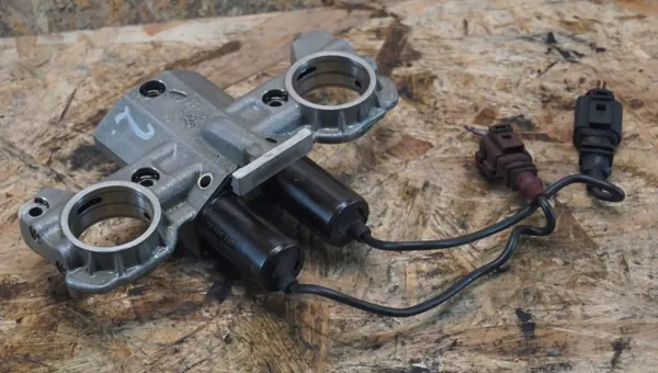 VVT-Steuergerät OEM 07C109210E - Volkswagen OE image 4