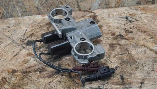 VVT-Steuergerät OEM 07C109210E - Volkswagen OE image 5