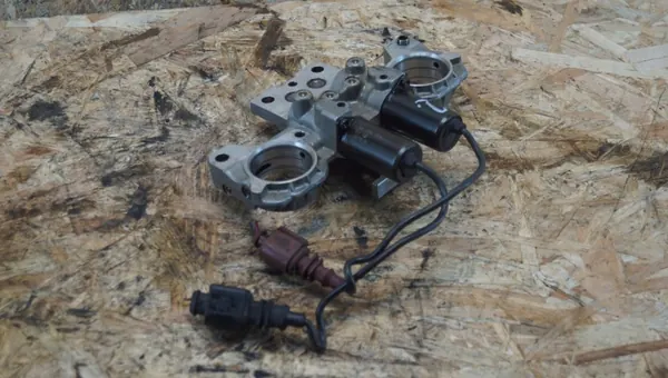 VVT-Steuergerät OEM 07C109210E - Volkswagen OE image 8