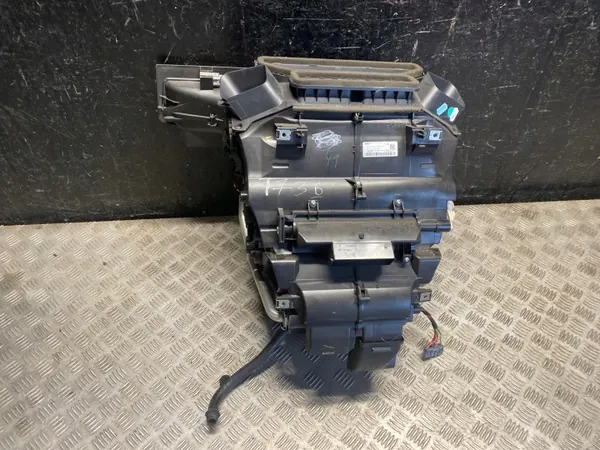 Gebläsegehäuse Renault OE 272704147R - Gebraucht image 2