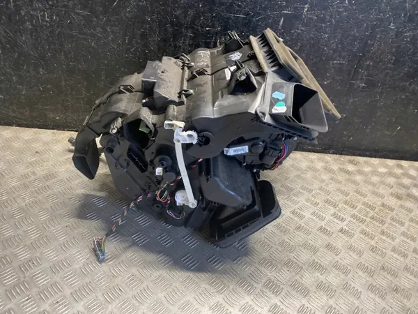 Gebläsegehäuse Renault OE 272704147R - Gebraucht image 4