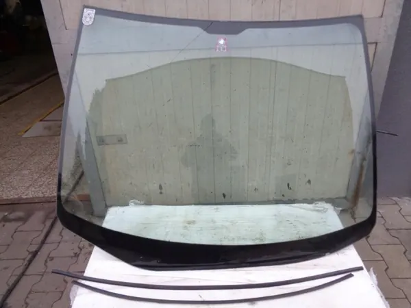 Frontscheibe OEM 2000010131334 Toyota Avensis Verso image 3