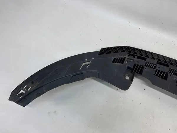 Audi A3 8V Framskydd 8V3807233B image 5