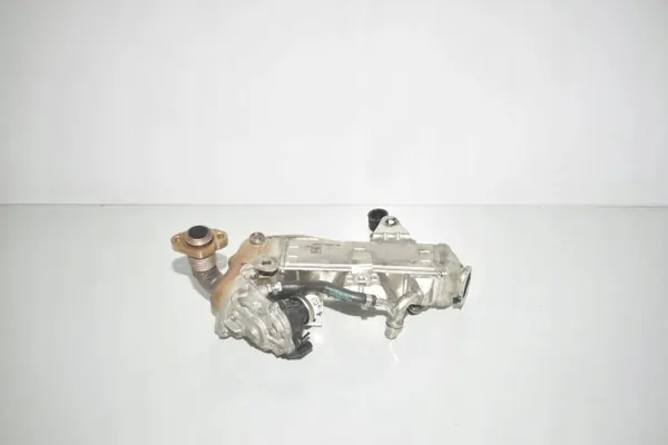 Refroidisseur EGR OEM 11718580452 pour BMW 3 Touring G21 image 2