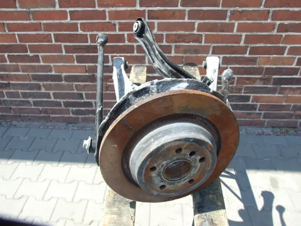 OEM 1663570205 Rechte Hinterachsschwenklager Mercedes ML GL W166 image 4