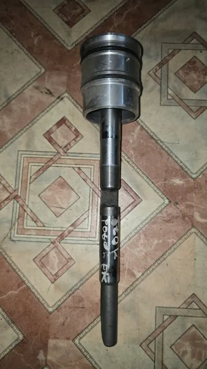 Piston de Boîte Mercedes-Benz OE pour Actros MP2 image 2