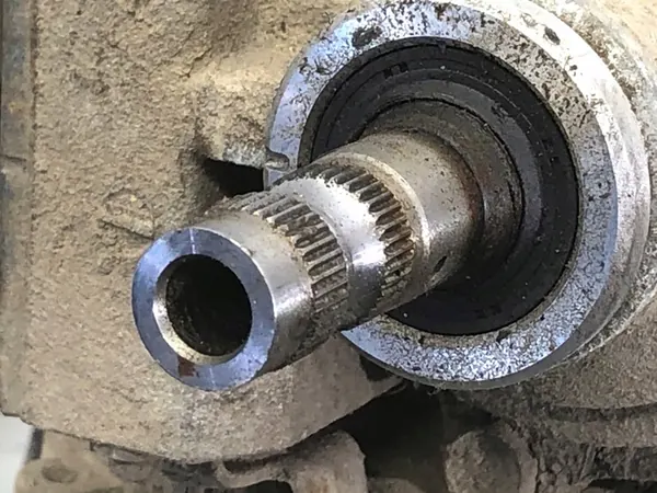 Crémaillère de Direction Mitsubishi Colt VI 1.1 75CV 02-12 MR594094 image 3