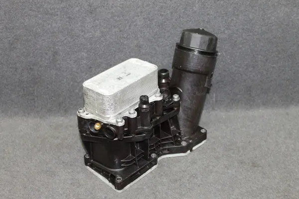 Oljefilterbas BMW F10 F01 E70 F15 F16 image 3