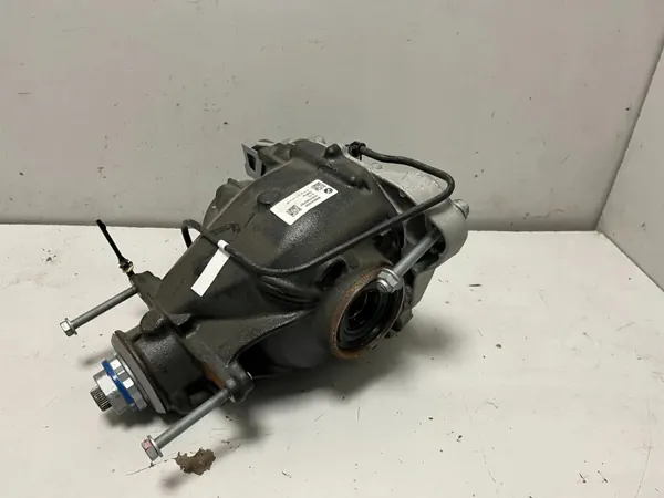 BMW achterdifferentieel 8686659 4.4L hybride 390kW 2023 image 2