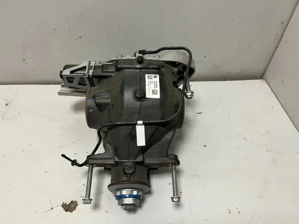 BMW achterdifferentieel 8686659 4.4L hybride 390kW 2023 image 3