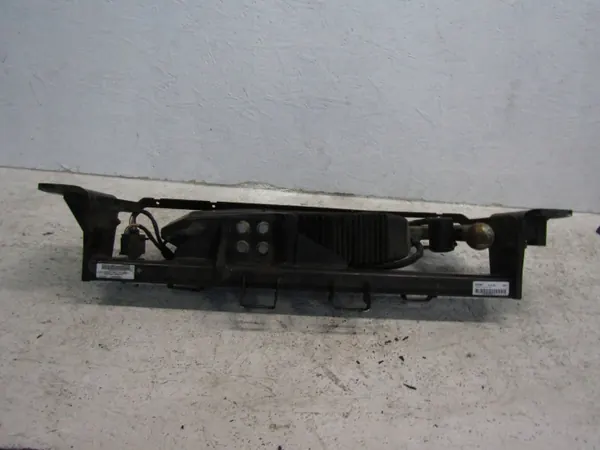 BMW OEM 6873703 Elektrisk dragkrok image 9