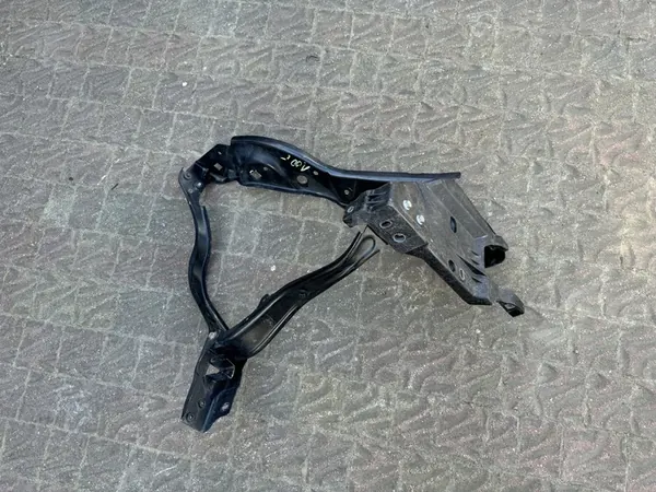 SUPORTE DE FAROL ESQUERDO MERCEDES A2126200191 W212 image 2