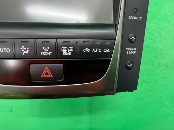 OEM 86111-30740 navigointinäyttö Lexus GS:lle 2005-2012 image 4