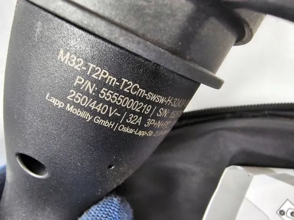 Kia EV6 Latauskaapeli OEM 555500029 - Käytetty image 6