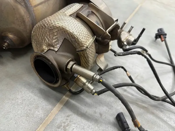 Catalyseur complet A6 C7 2.0 TDI image 7