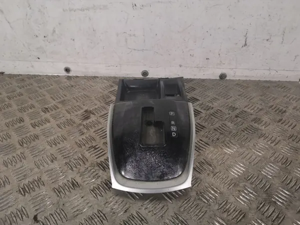 Pommeau de levier OEM FBZ13515 pour Nissan X-Trail T32 image 3