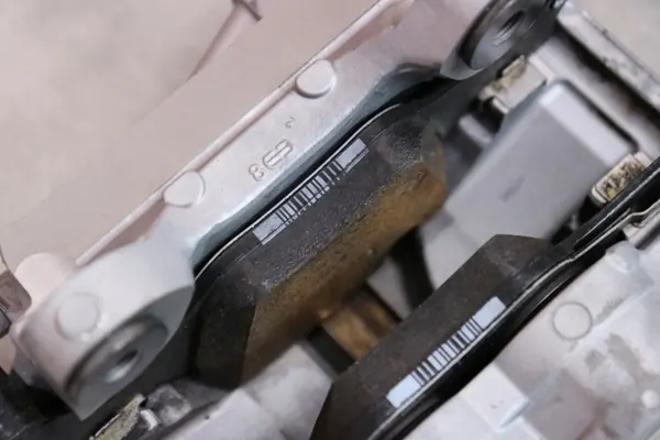 BMW i4 G26 Bremsensatz vorne OEM 7915313 image 9