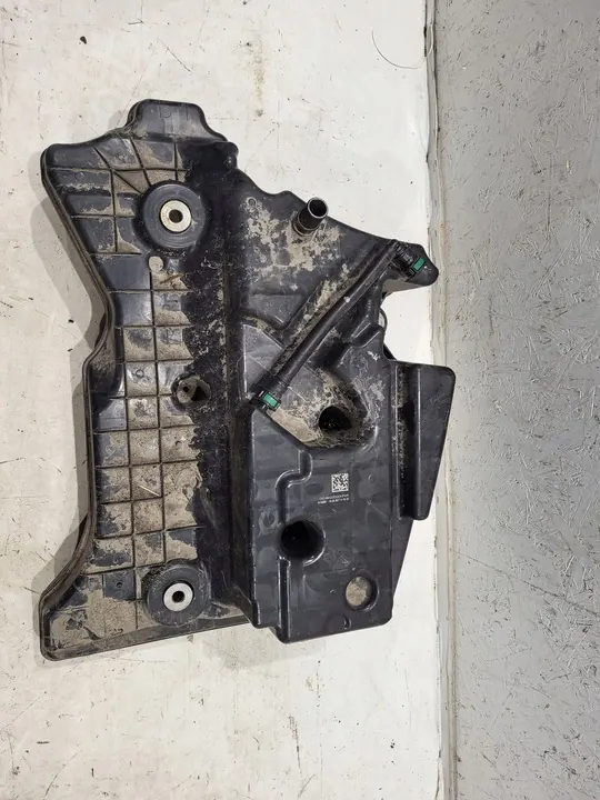 CAPOT DE RÉSERVOIR ADBLUE MERCEDES A0993400000 image 4