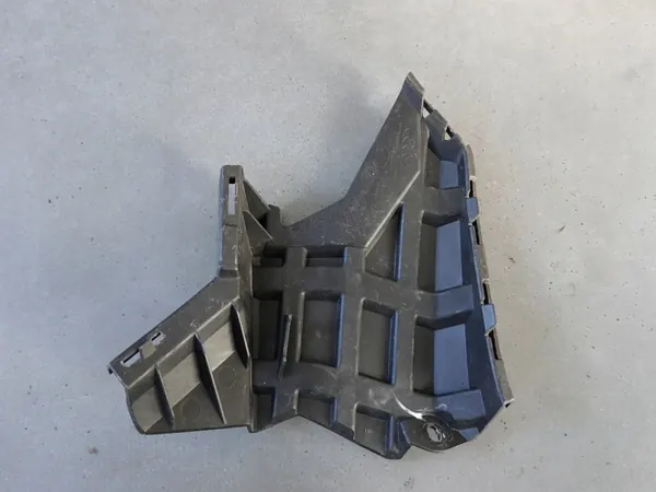 AUDI Q3 II 83A Deslizamento de montagem do para-choque dianteiro esquerdo OEM image 2