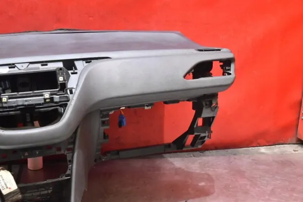 Consola salpicadero OEM mamAUTO-1059439- para Peugeot 208 image 3