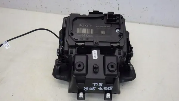 Bac de chargeur induction Citroen DS7 OEM 9813403280 image 5