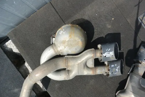 Actieve einddemper OEM 3.0D Diesel links/rechts image 10