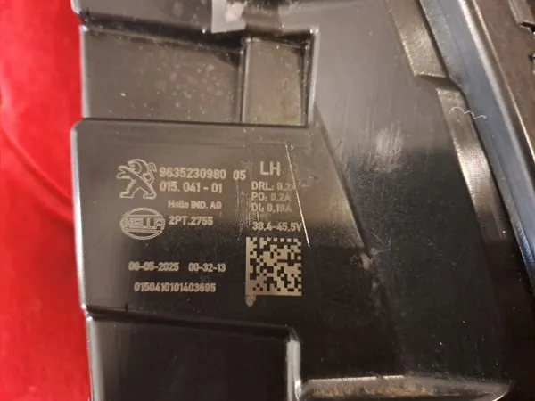Peugeot 308 vasen DRL LED -valo OEM 9835230980 image 6