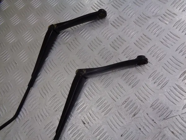 Front Wiper Arms Fiat Grande Punto 2005- image 2