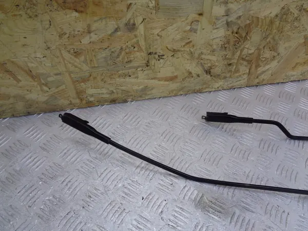 Front Wiper Arms Fiat Grande Punto 2005- image 3