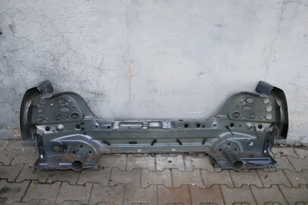 BMW e38 takapenkin peite OEM alkuperäinen käytetty image 6