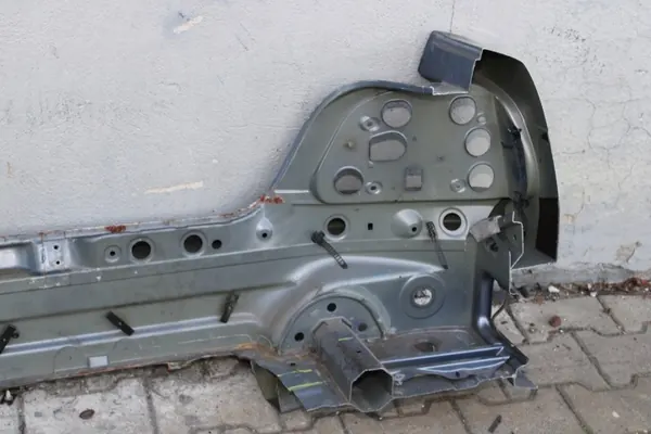 BMW e38 takapenkin peite OEM alkuperäinen käytetty image 9