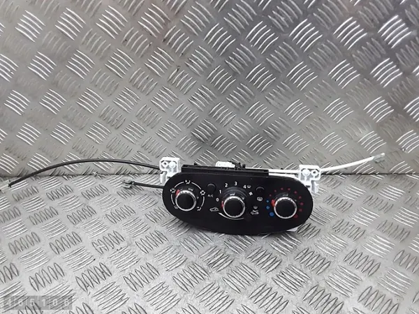 Módulo controle ar condicionado Dacia OEM a42303400 - Usado image 2