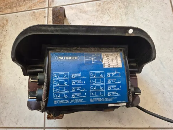 Painel controle PALFINGER OEM 491 - Usado image 2