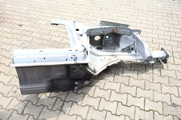 Volvo XC60 I Kwartheffer Rechts Voor OEM 1206097235 image 6