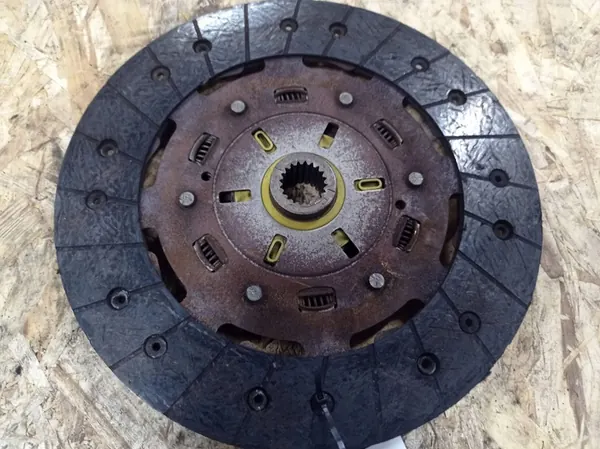 Disque d'embrayage Fiat Bravo - Brava 55209820 image 2