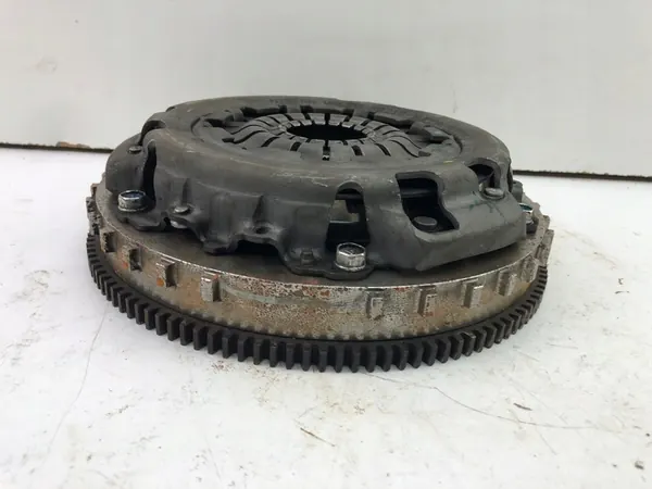 NISSAN QASHQAI 1.5 DCI Kaksimassaväkäri 8200450219 image 5