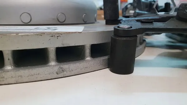 Disco de Freio Dianteiro BMW OE 34106880073 image 4