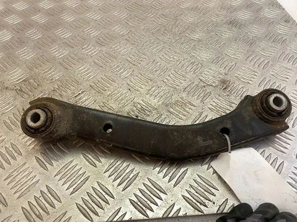 Braccio di Controllo Posteriore Hyundai Santa Fe 2019 image 4