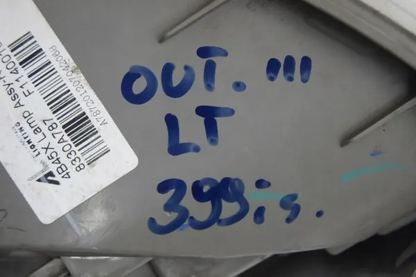 Lámpara trasera izquierda Outlander III image 7