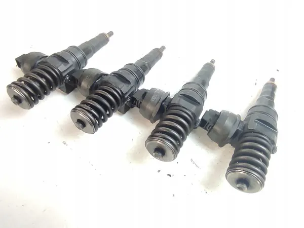 Bomba lavaparabrisas OEM 038130073AN para VW Golf IV image 2