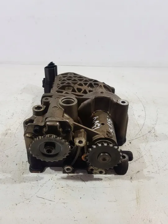 Bomba de aceite Audi 2.0 FSI 06B103535B image 6