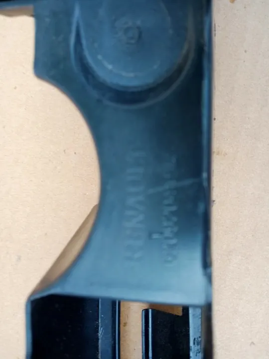 Etumma Oikea Puskuriabsorberi Renault Captur image 2